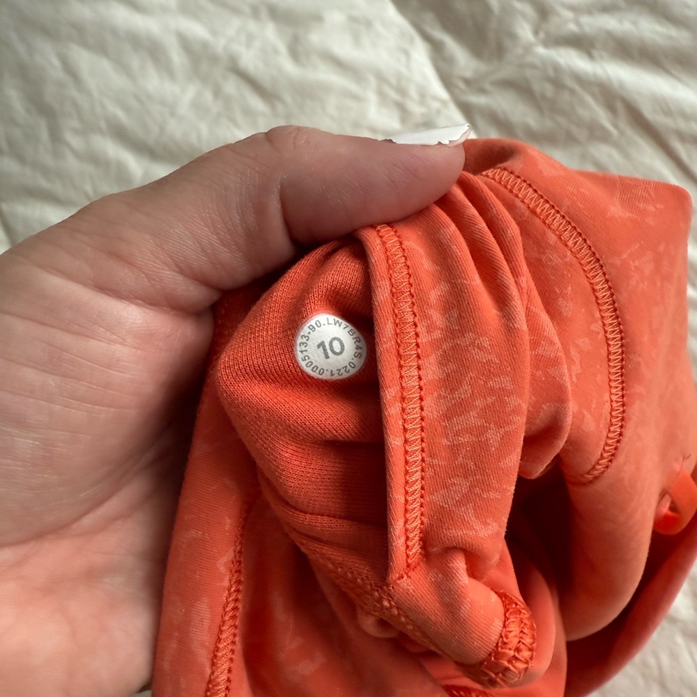 EUC Lululemon Wunder Train HR Shorts 6” Size 10 Crunch Warm Coral Orange - Picture 7 of 9